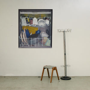 Mock up Ölgemälde von Jolanda Rendl, Titel Geschirrspüler, Küchenszene, geöffnete Spülmaschine, modernes Interieur, Öl auf Baumwolle, 130x105cm